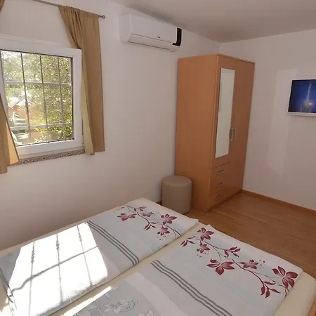 Dekovic Materada Gasthof 3*