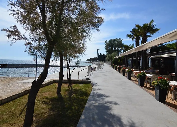 Гостевой дом Dekovic Materada 3*