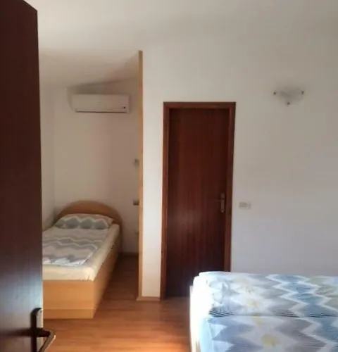 Dekovic Materada Gasthuis Poreč