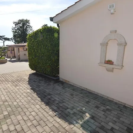 Dekovic Materada Penzion Poreč