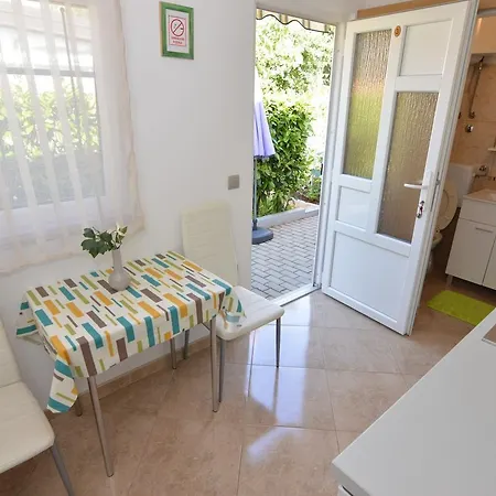 Dekovic Materada Penzion 3*