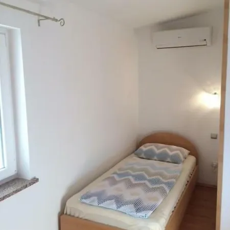 Dekovic Materada Penzion 3*