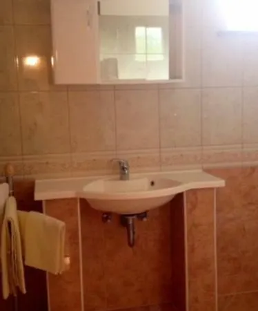 Penzion Dekovic Materada 3*