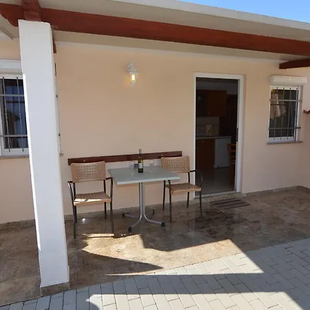 Casa de hóspedes Dekovic Materada