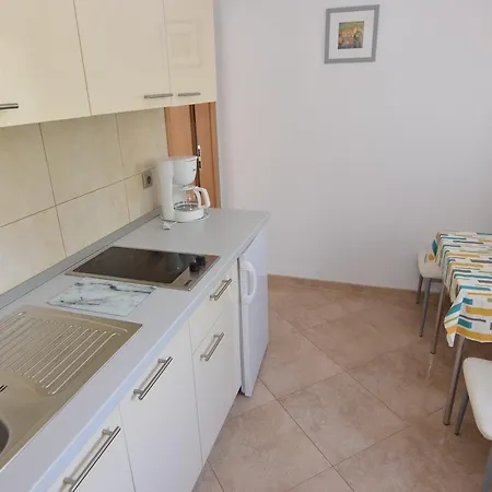 Dekovic Materada Casa de hóspedes 3*